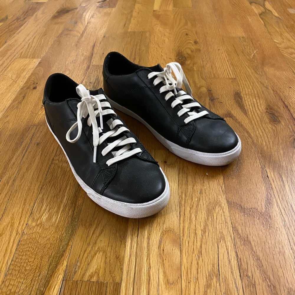 Cole Haan size 8 sneakers